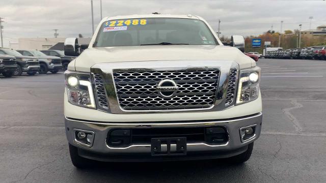 2019 Nissan Titan Vehicle Photo in MOON TOWNSHIP, PA 15108-2571