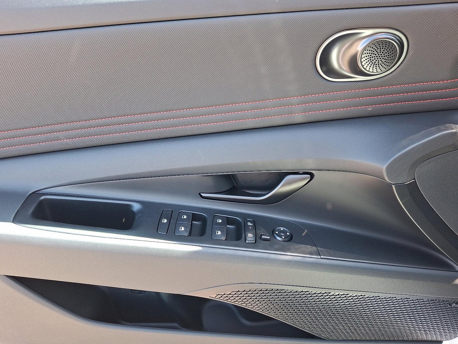 2025 Hyundai ELANTRA Vehicle Photo in Harrisburg, PA 17111