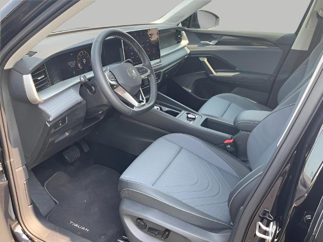 2025 Volkswagen Tiguan Vehicle Photo in Oshkosh, WI 54904