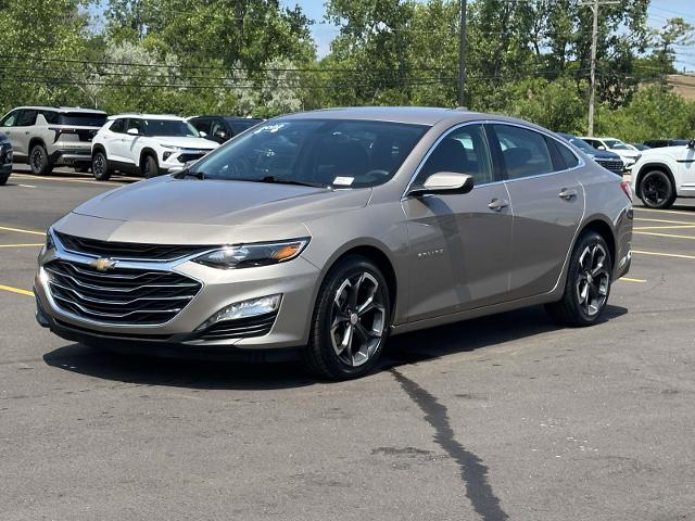 Mineral Gray Metallic 2022 Chevrolet Malibu Sedan Front-Wheel Drive Automatic