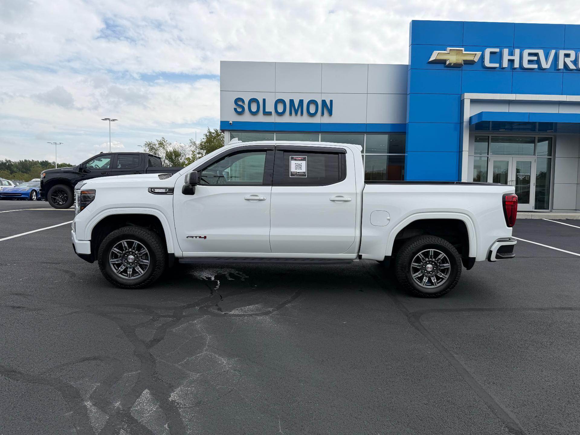 2024 GMC Sierra 1500 photo 3 of 34