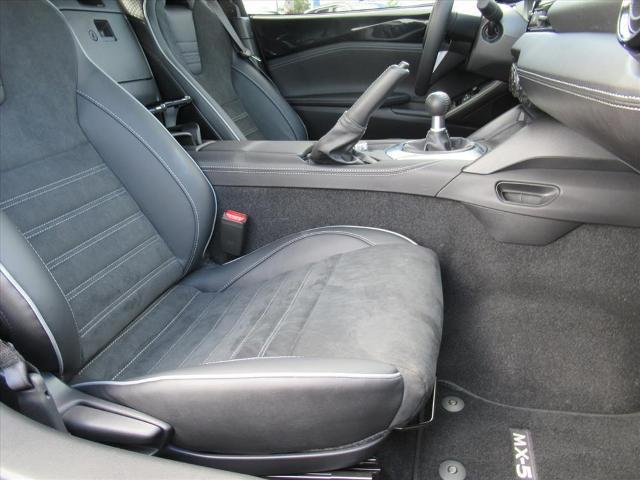 2025 Mazda MX-5 Miata Vehicle Photo in LEESBURG, FL 34788-4022