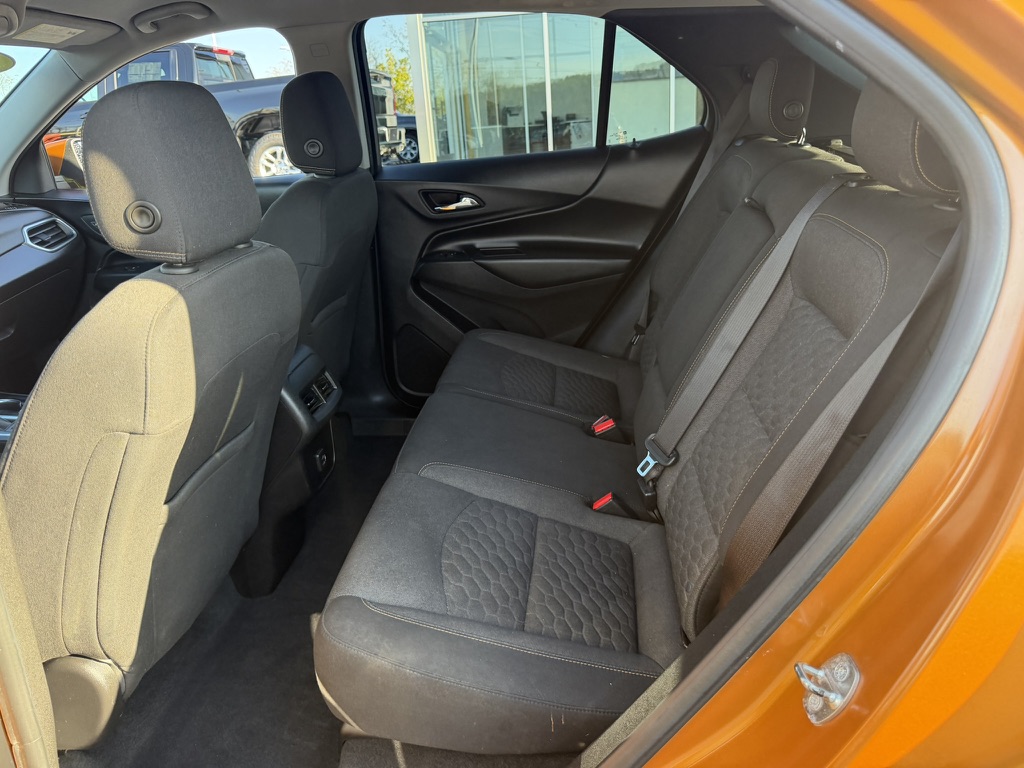 2019 Chevrolet Equinox photo 19 of 36