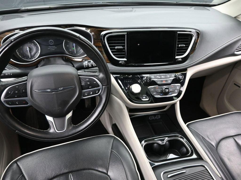 2022 Chrysler Pacifica Vehicle Photo in Cedar Rapids, IA 52402