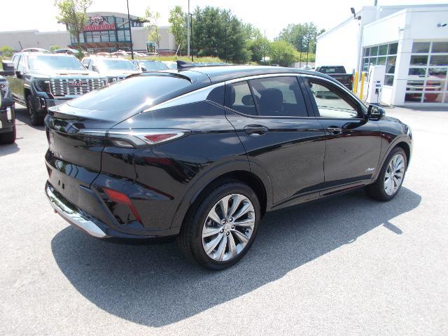 2025 Buick Envista Vehicle Photo in LOWELL, MA 01852-4336