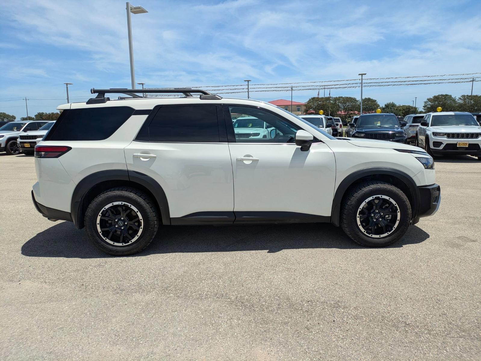2025 Nissan Pathfinder Vehicle Photo in Seguin, TX 78155