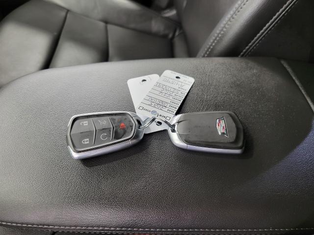 2025 Cadillac XT6 Vehicle Photo in NEENAH, WI 54956-2243