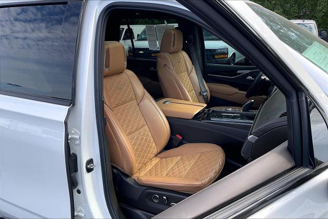 2023 Cadillac Escalade Vehicle Photo in INDEPENDENCE, MO 64055-1314