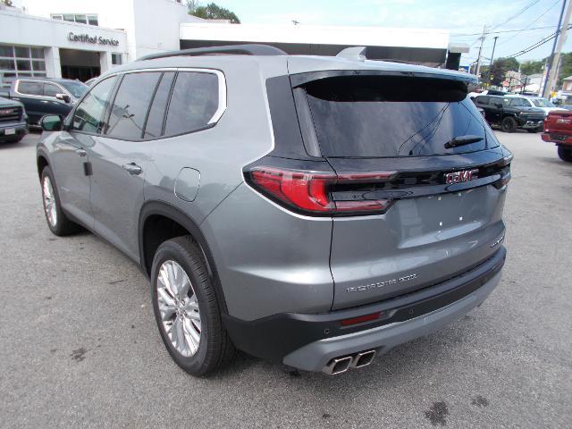 2025 GMC Acadia Vehicle Photo in LOWELL, MA 01852-4336