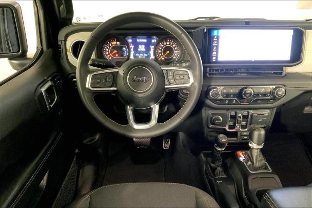 2024 Jeep Wrangler Vehicle Photo in Kansas City, MO 64114