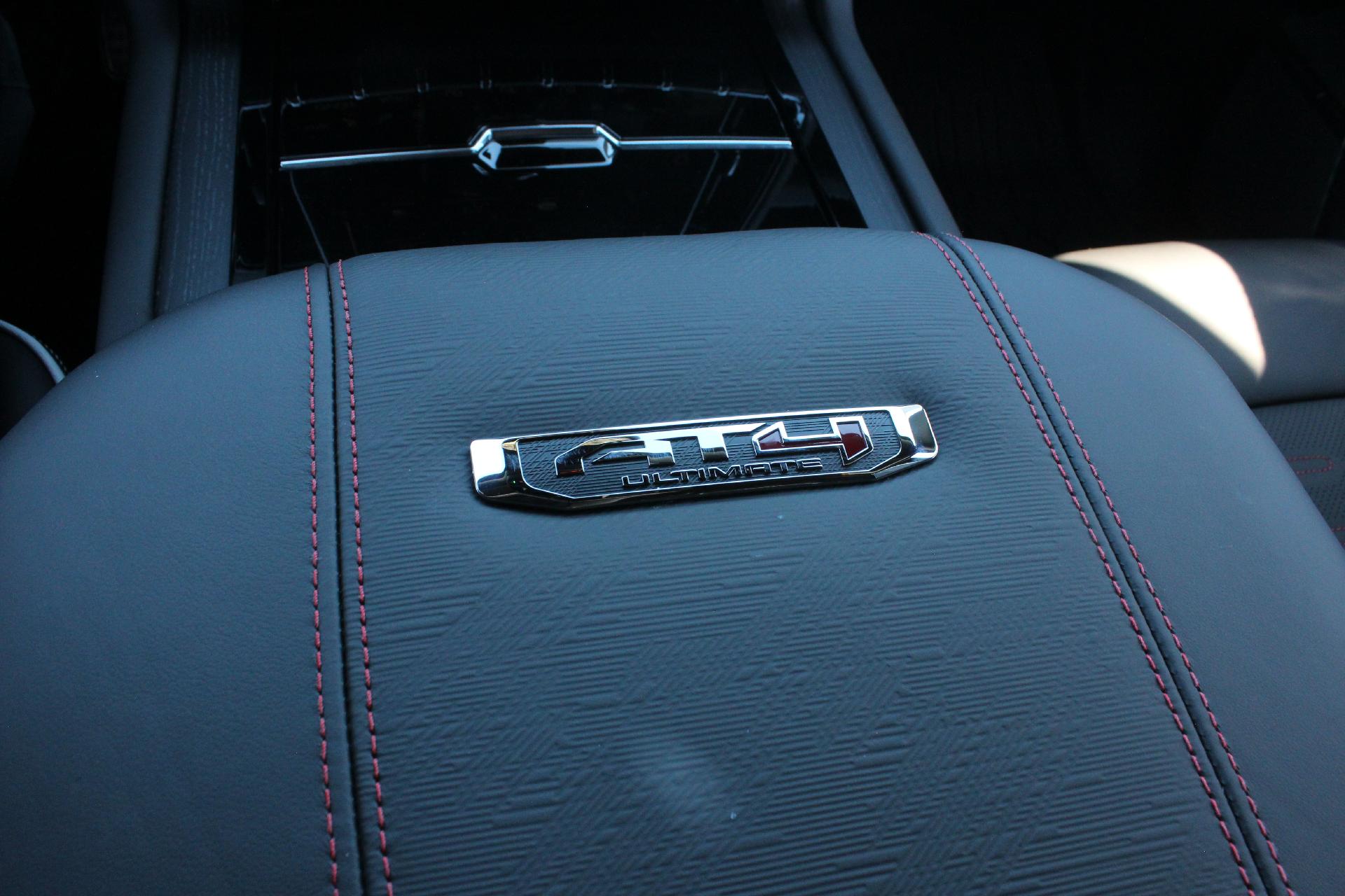 2026 GMC Yukon XL Vehicle Photo in AURORA, CO 80012-4011