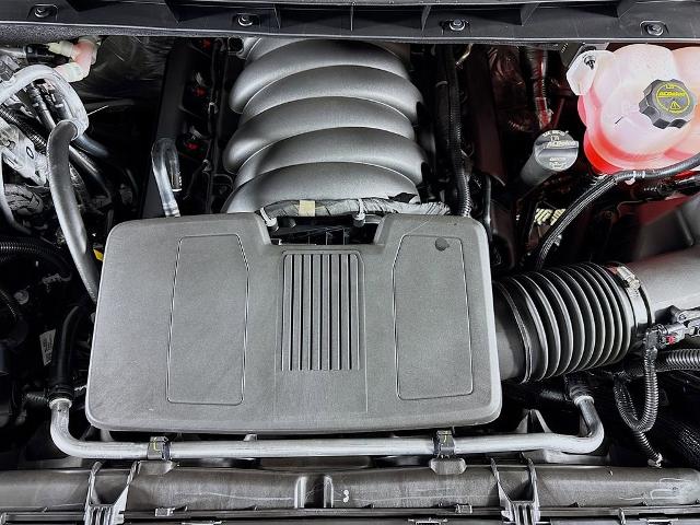 2025 Chevrolet Suburban Vehicle Photo in PUYALLUP, WA 98371-4149