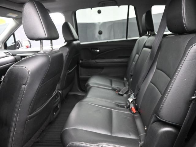 2021 Honda Pilot Vehicle Photo in Cedar Rapids, IA 52402