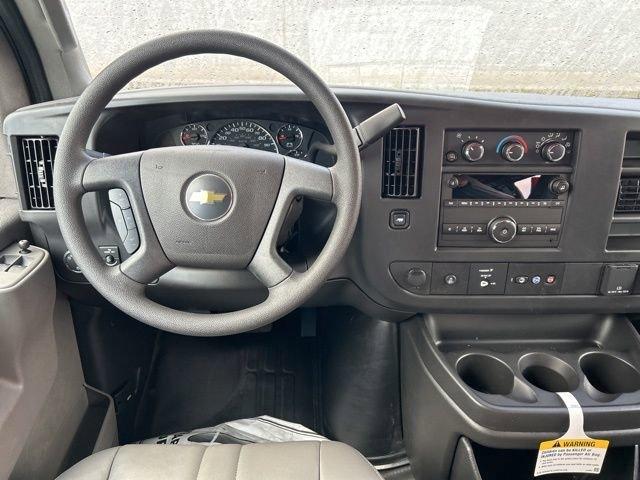 2025 Chevrolet Express Cargo 2500 Vehicle Photo in SAINT CLAIRSVILLE, OH 43950-8512