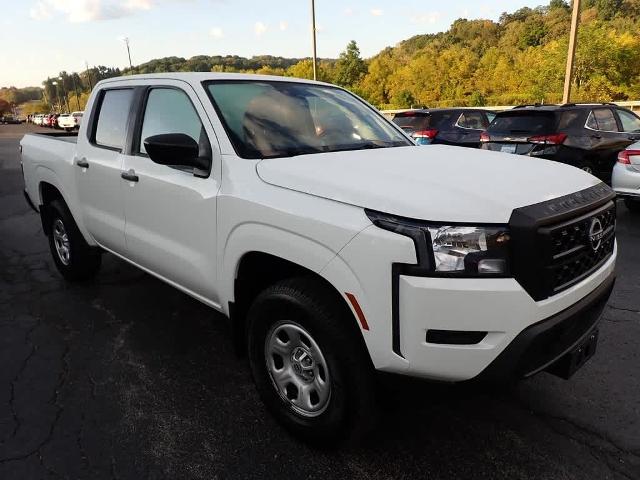 2022 Nissan Frontier Vehicle Photo in ZELIENOPLE, PA 16063-2910