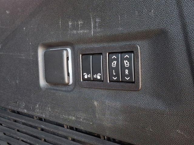 2022 GMC Yukon XL Vehicle Photo in DANBURY, CT 06810-5034