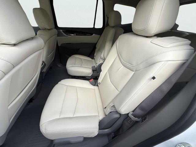 2025 Cadillac XT6 Vehicle Photo in LEOMINSTER, MA 01453-2952