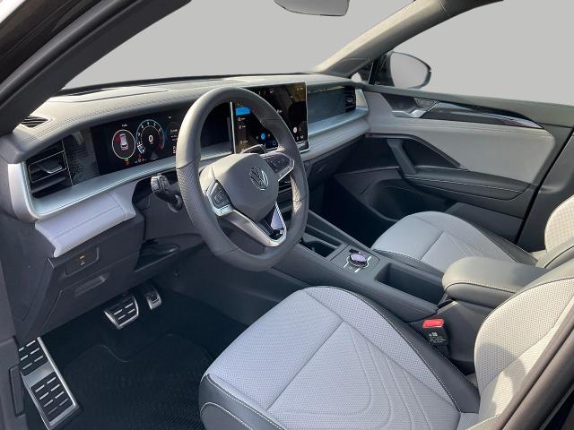 2025 Volkswagen Tiguan Vehicle Photo in Oshkosh, WI 54904