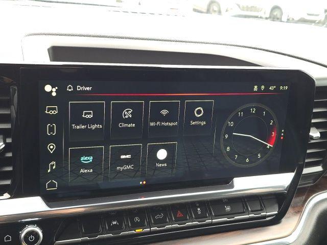 2024 GMC Sierra 1500 Vehicle Photo in Pleasant Hills, PA 15236