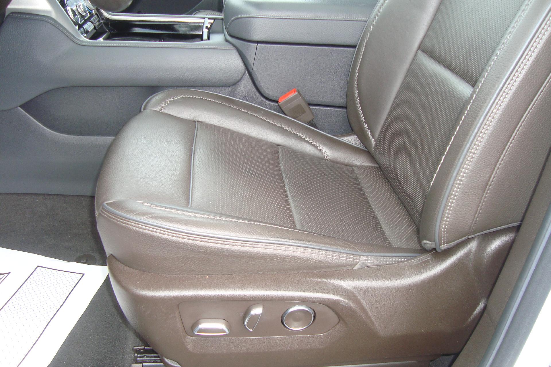 2021 GMC Yukon XL Vehicle Photo in PORTSMOUTH, NH 03801-4196