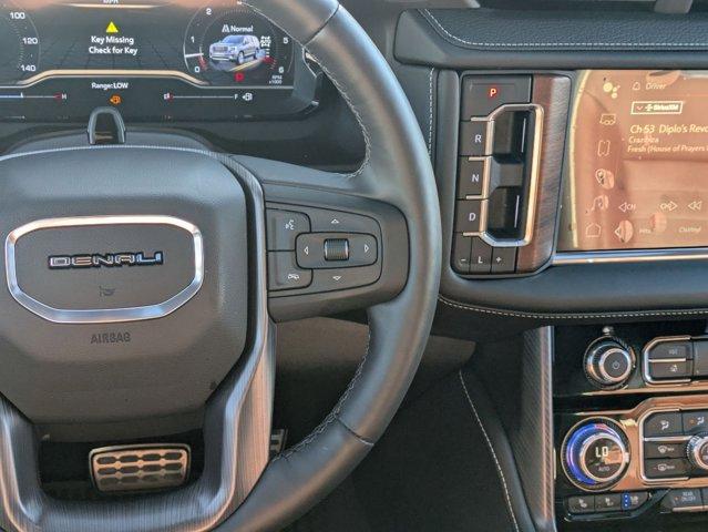 2024 GMC Yukon XL Vehicle Photo in SELMA, TX 78154-1459
