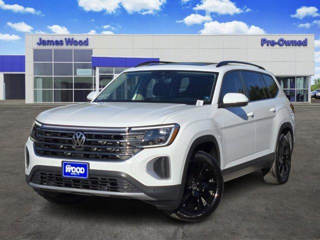 2024 Volkswagen Atlas Vehicle Photo in Decatur, TX 76234