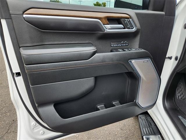 2024 Chevrolet Silverado 1500 Vehicle Photo in AURORA, CO 80012-4011