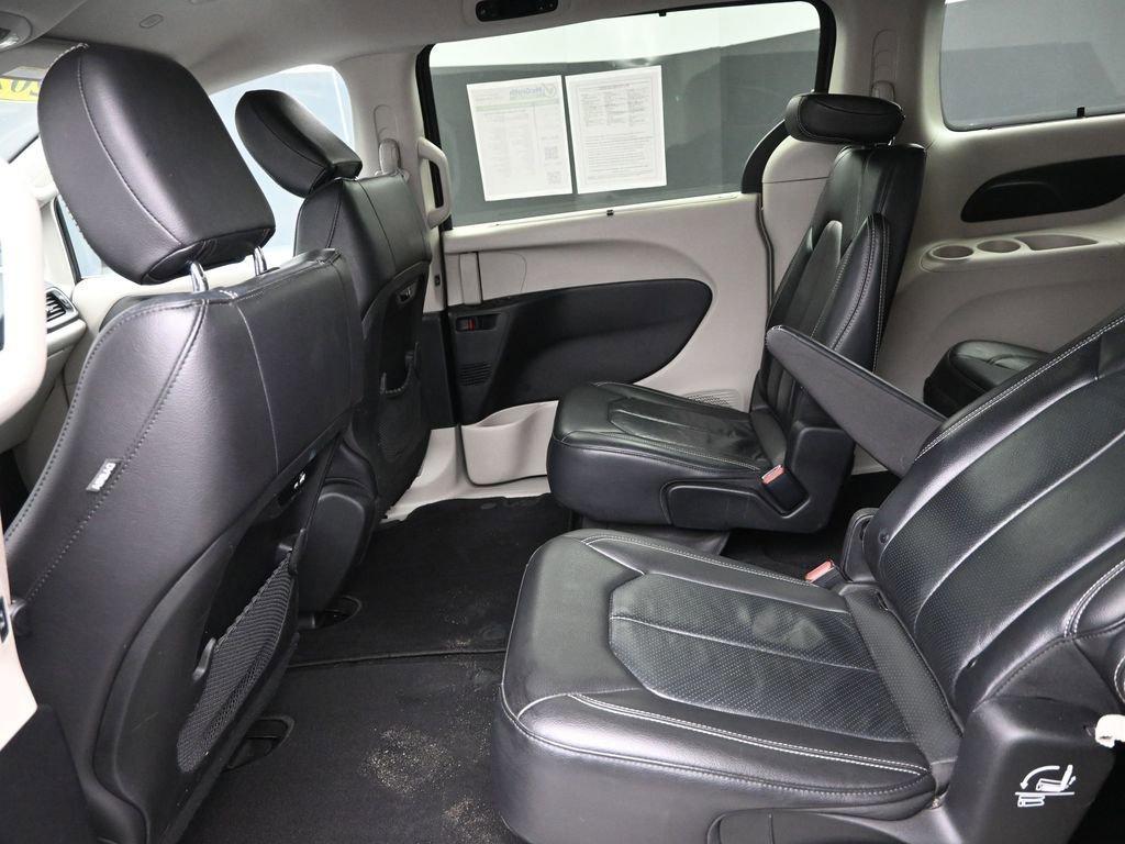 2022 Chrysler Pacifica Vehicle Photo in Cedar Rapids, IA 52402