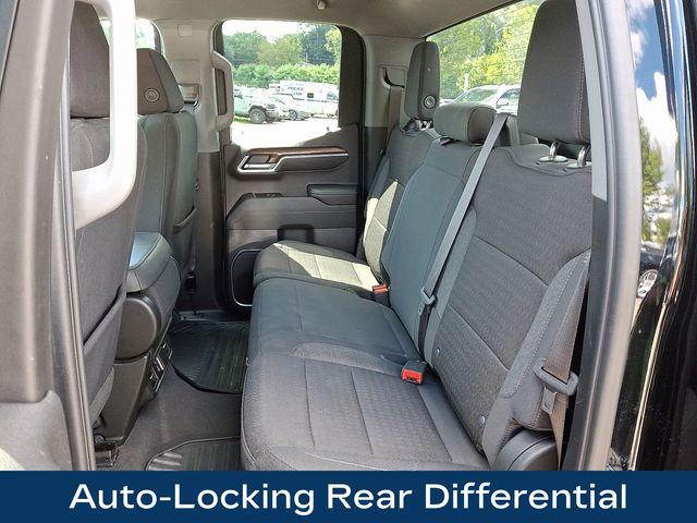 2023 Chevrolet Silverado 1500 Vehicle Photo in DANBURY, CT 06810-5034