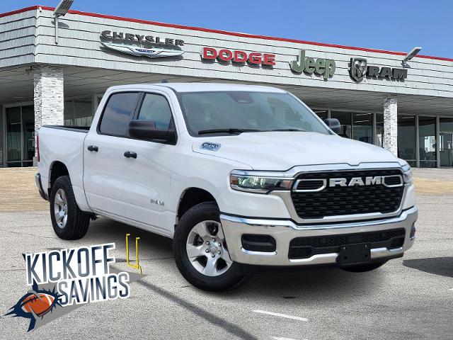 2025 Ram 1500 Vehicle Photo in Ennis, TX 75119-5114