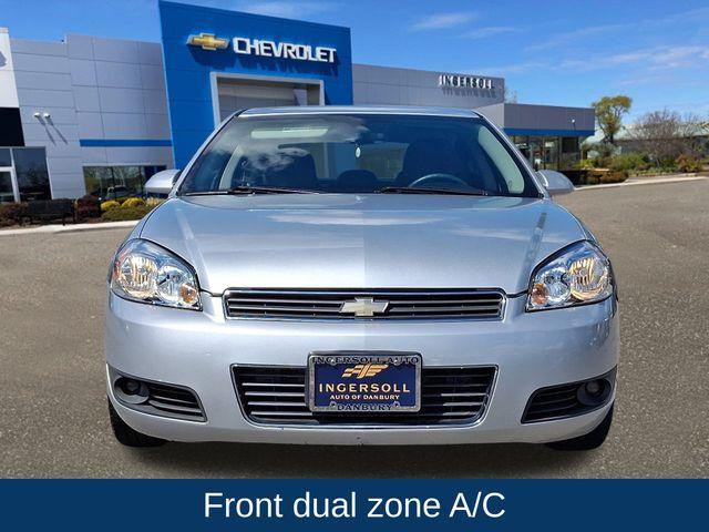 2010 Chevrolet Impala Vehicle Photo in DANBURY, CT 06810-5034