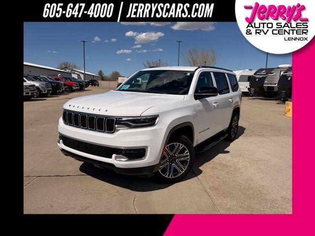 2025 Jeep Wagoneer Vehicle Photo in Lennox, SD 57039
