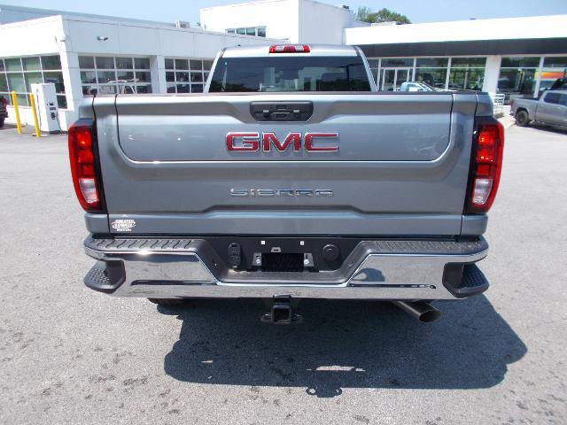 2025 GMC Sierra 2500 HD Vehicle Photo in LOWELL, MA 01852-4336