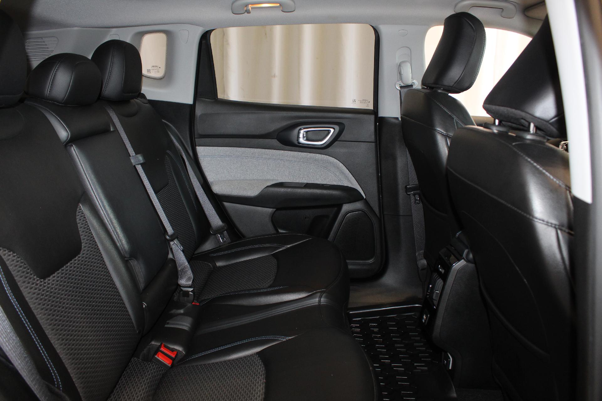 2022 Jeep Compass Vehicle Photo in NORTHAMPTON, MA 01060-1120