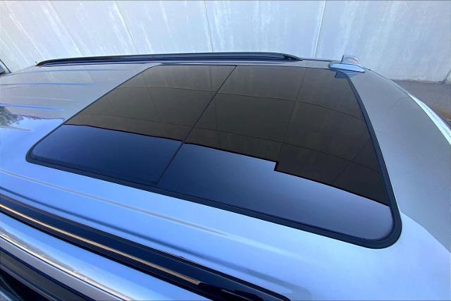 2023 Cadillac Escalade ESV Vehicle Photo in KANSAS CITY, MO 64114-4545