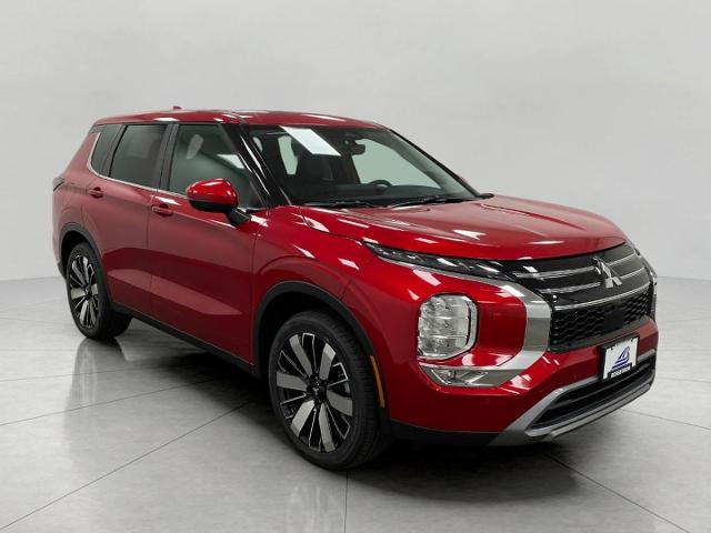2025 Mitsubishi Outlander Vehicle Photo in Neenah, WI 54956
