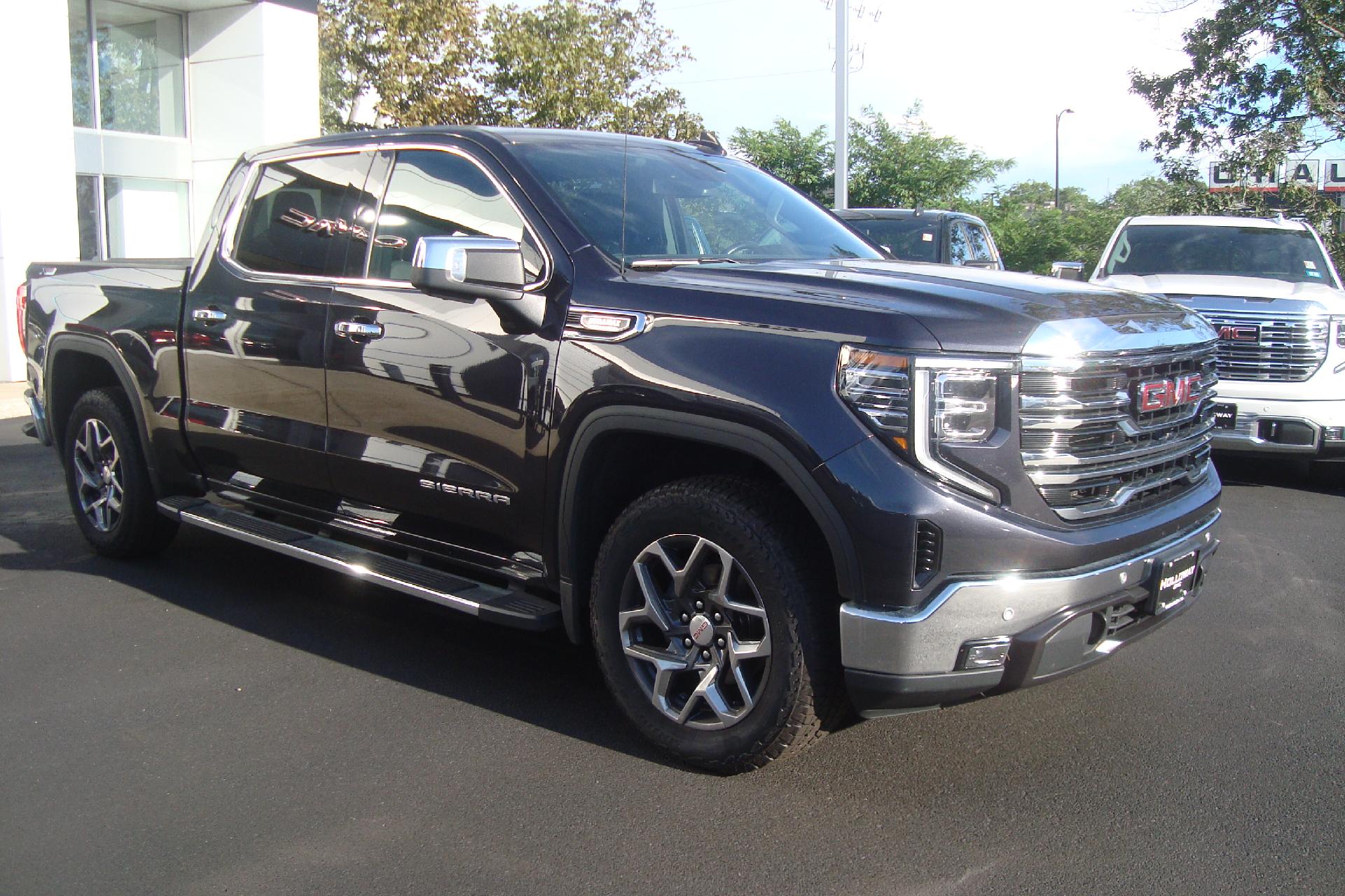 2022 GMC Sierra 1500 Vehicle Photo in PORTSMOUTH, NH 03801-4196