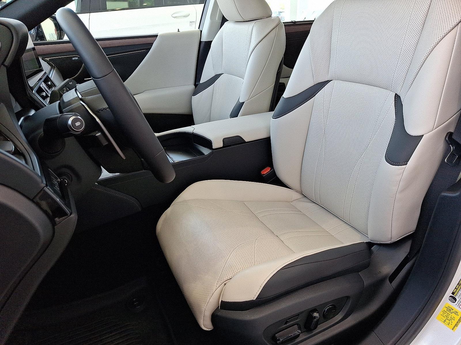 2025 Lexus ES 300h Vehicle Photo in Lancaster, PA 17601
