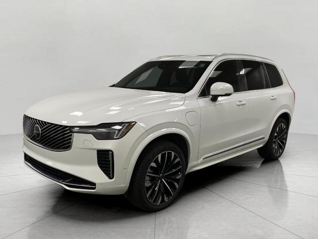 2025 Volvo XC90 Plug-In Hybrid Vehicle Photo in Appleton, WI 54913
