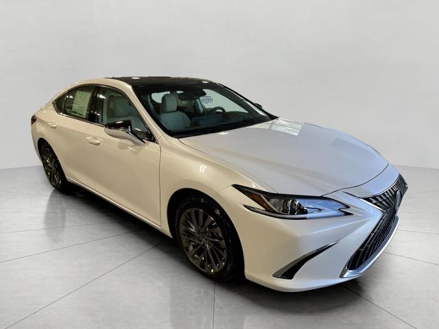 2025 Lexus ES 350 Vehicle Photo in Neenah, WI 54956