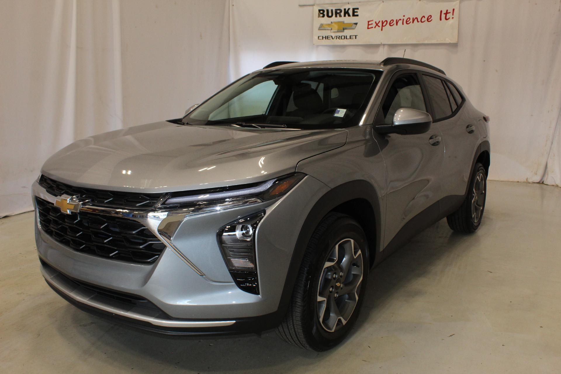 2026 Chevrolet Trax Vehicle Photo in NORTHAMPTON, MA 01060-1120