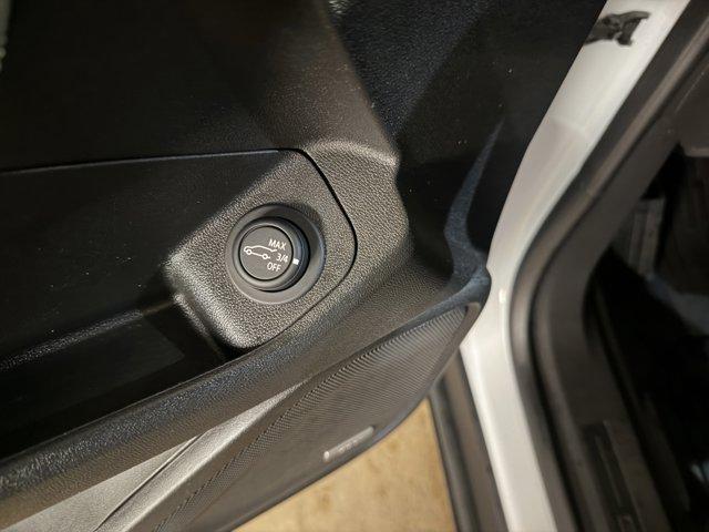 2022 GMC Terrain Vehicle Photo in LEOMINSTER, MA 01453-2952