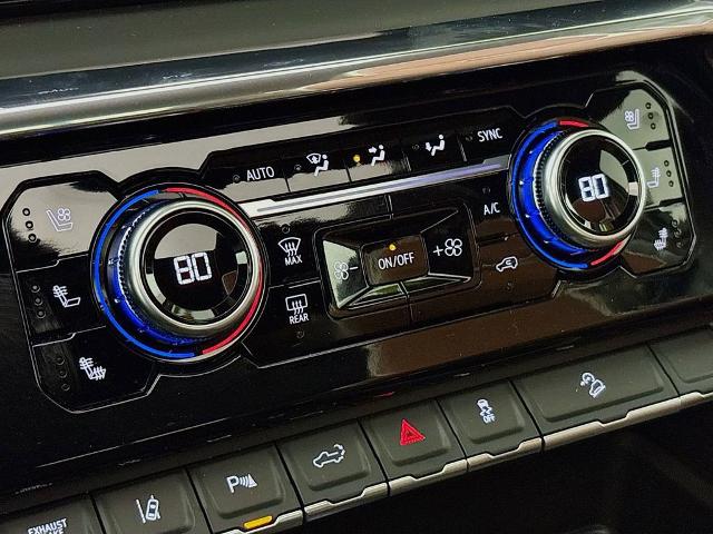 2025 GMC Sierra 3500 HD Vehicle Photo in PUYALLUP, WA 98371-4149