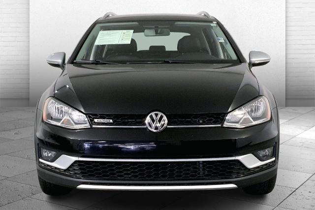 2017 Volkswagen Golf Alltrack Vehicle Photo in INDEPENDENCE, MO 64055-1377