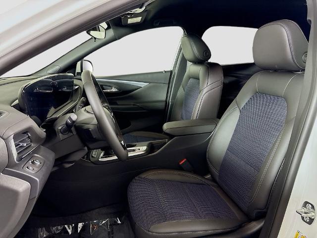 2025 Buick Envista Vehicle Photo in PUYALLUP, WA 98371-4149