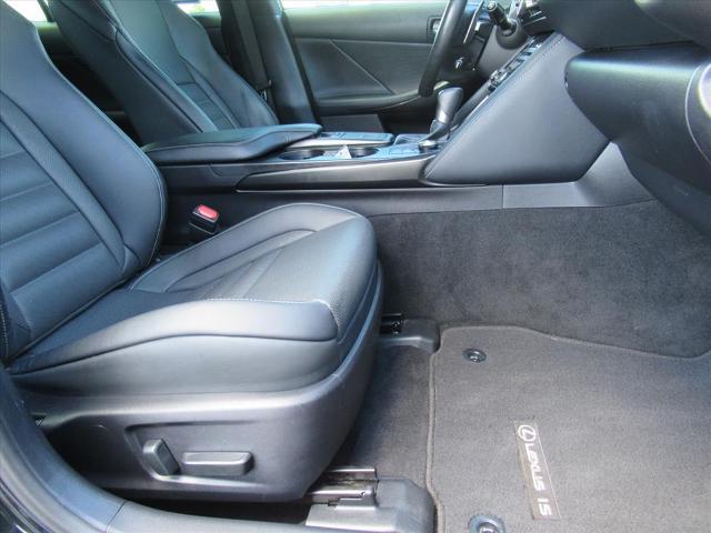 2022 Lexus IS Vehicle Photo in LEESBURG, FL 34788-4022