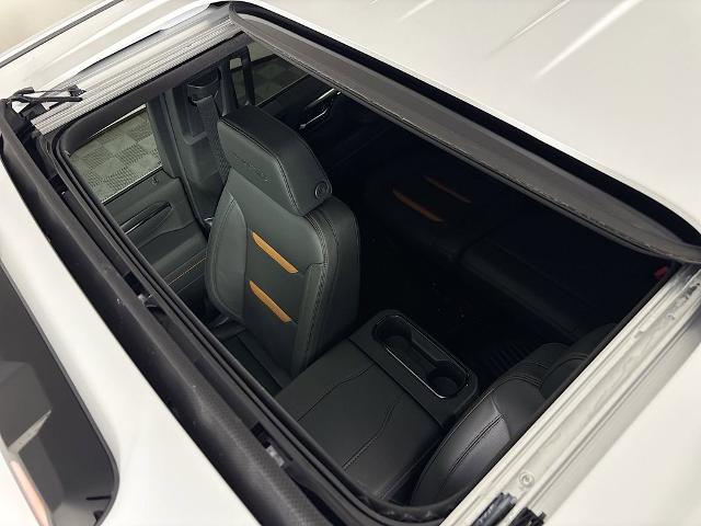 2026 GMC Sierra 3500 HD Vehicle Photo in PUYALLUP, WA 98371-4149