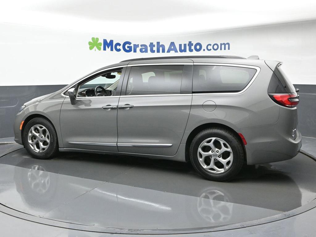 2022 Chrysler Pacifica Vehicle Photo in Cedar Rapids, IA 52402