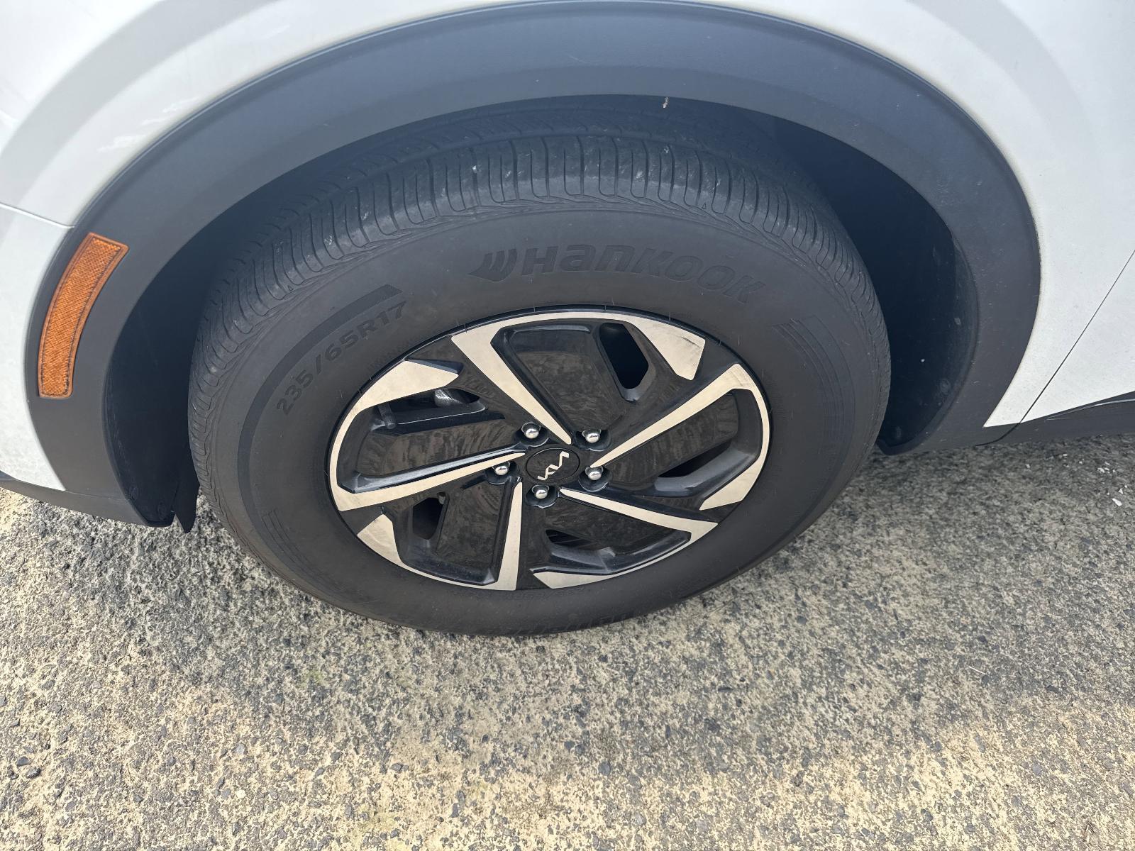 2023 Kia Sportage Hybrid Vehicle Photo in Langhorne, PA 19047