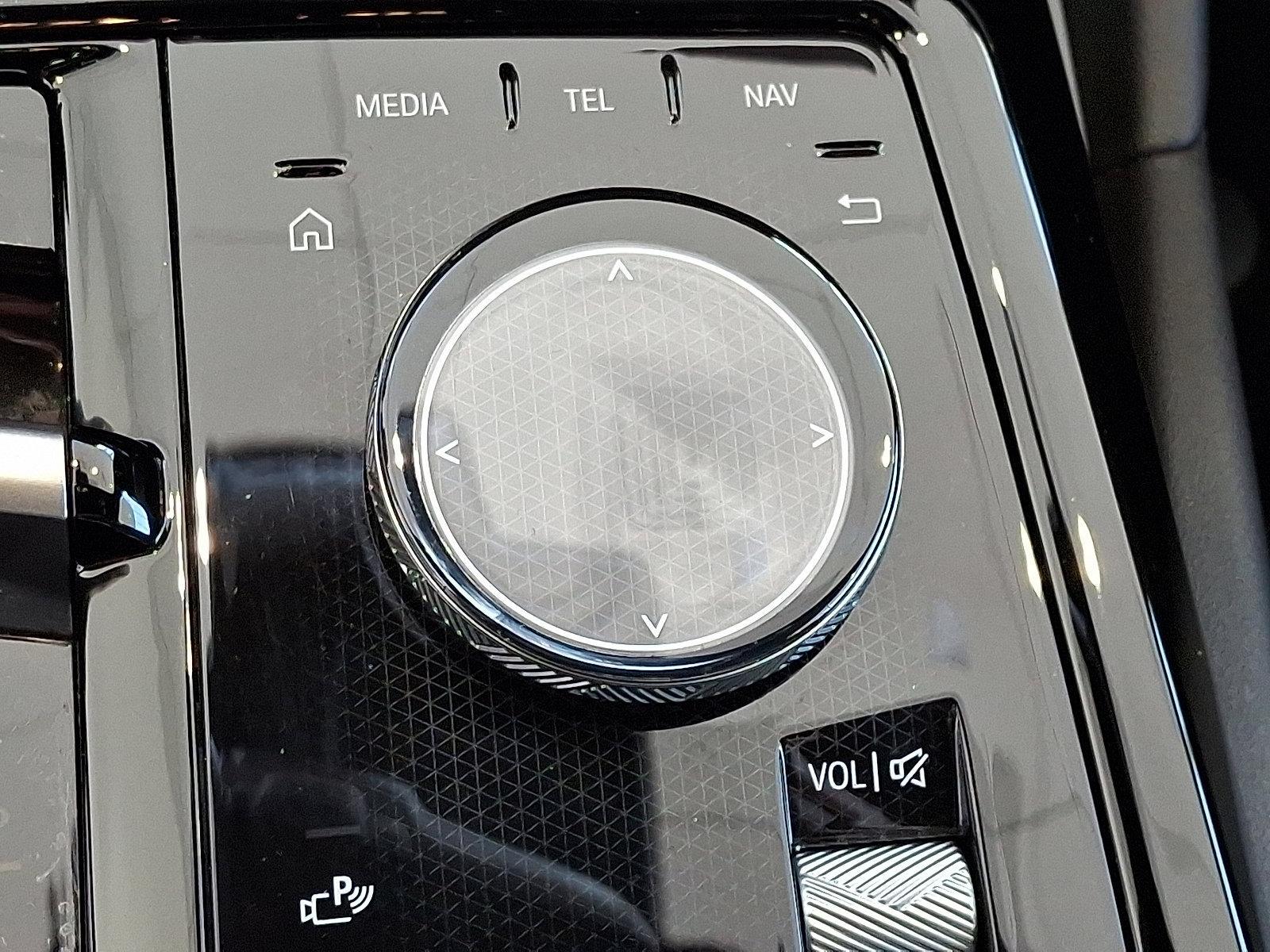 2024 BMW 540i xDrive Vehicle Photo in Lancaster, PA 17601